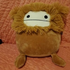 SQUISHMALLOW “BENNY THE BROWN BIGFOOT” CHRISTMAS 2021 8" NWT